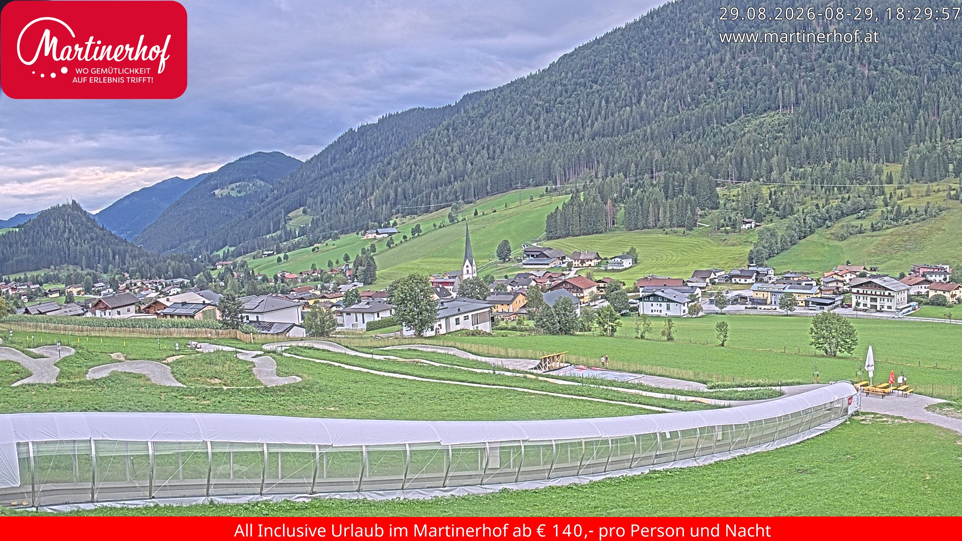 Archiv Foto Webcam Sicht auf St. Martin am Tennengebirge