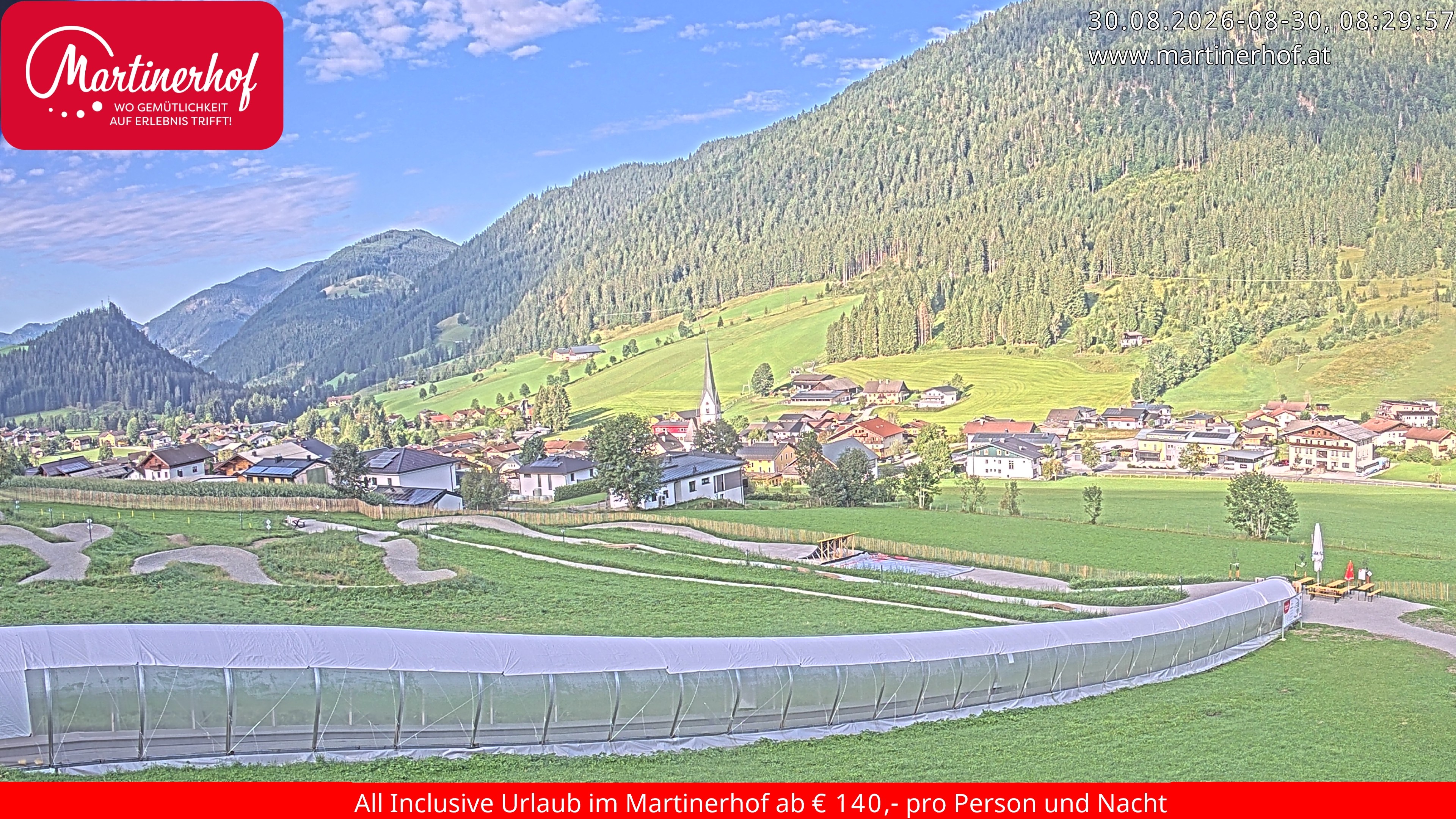 Archiv Foto Webcam Sicht auf St. Martin am Tennengebirge