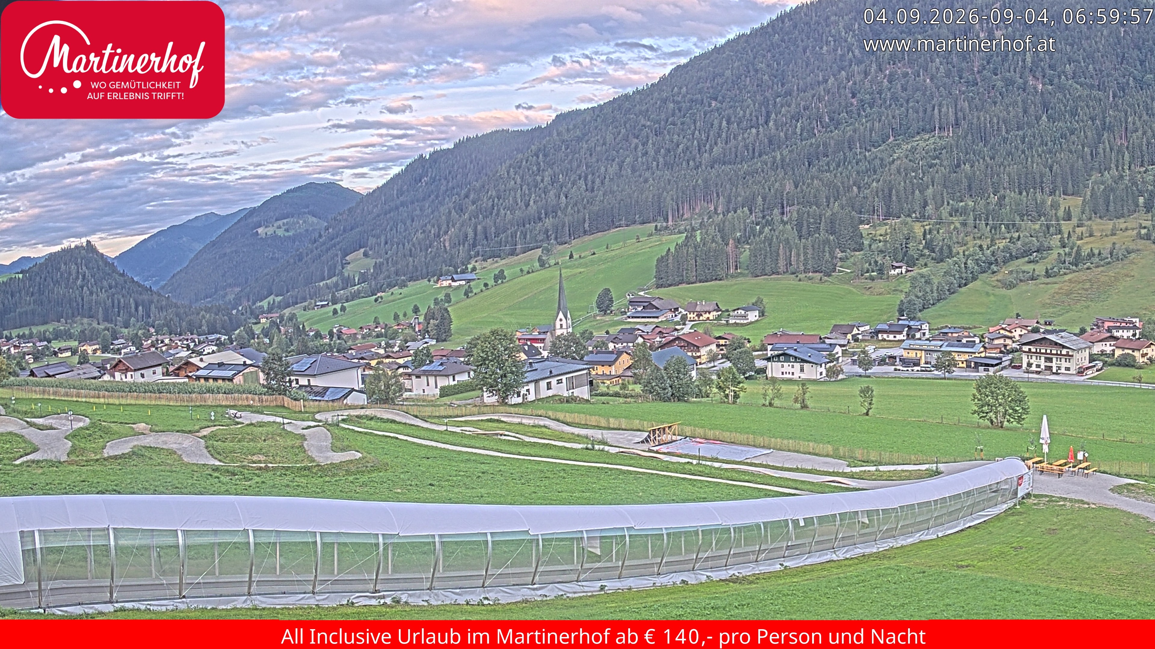 Archived image Webcam Clear view of the town St. Martin in the greater area of Salzburg