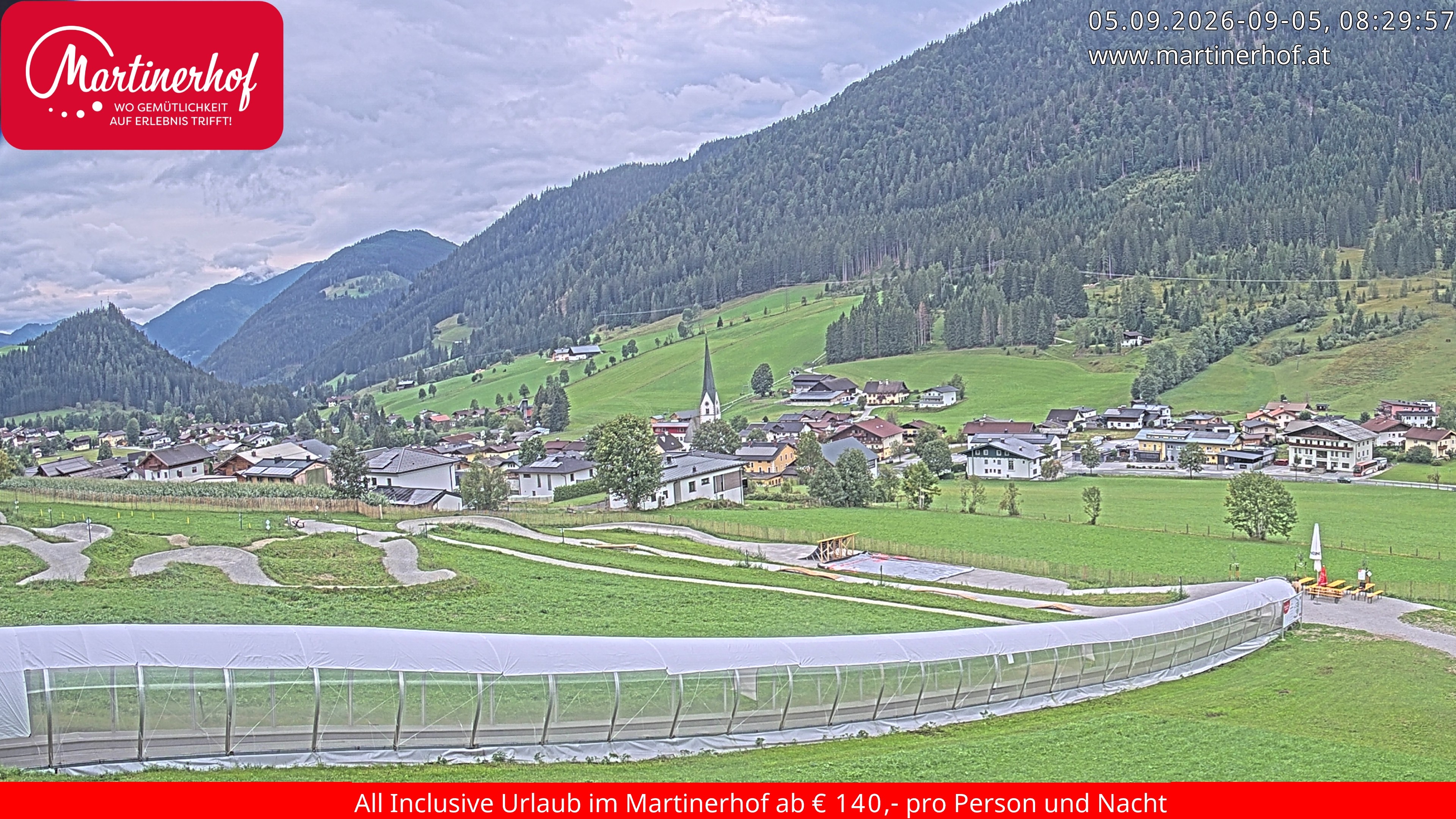 Archiv Foto Webcam Sicht auf St. Martin am Tennengebirge