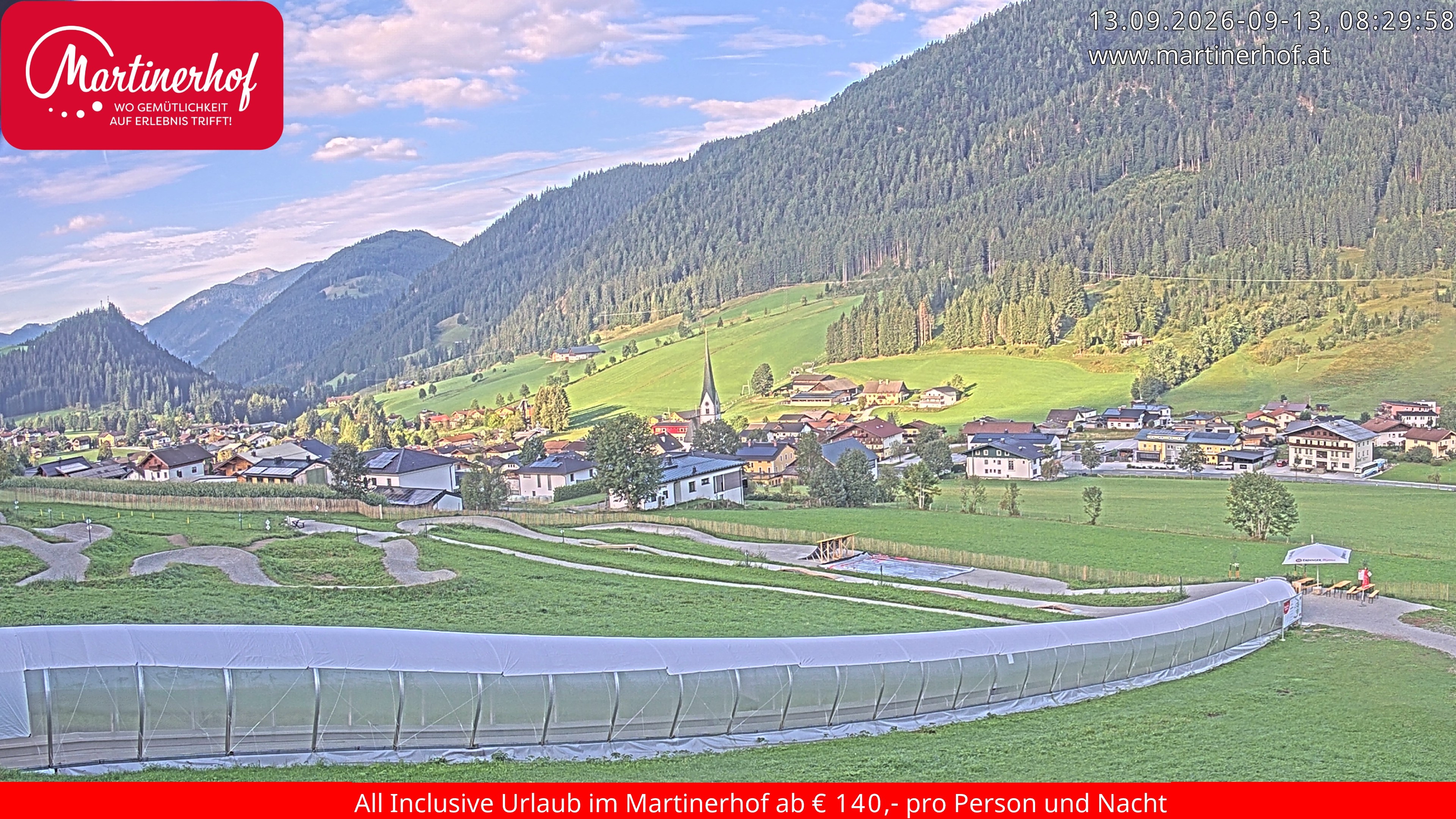Archiv Foto Webcam Sicht auf St. Martin am Tennengebirge