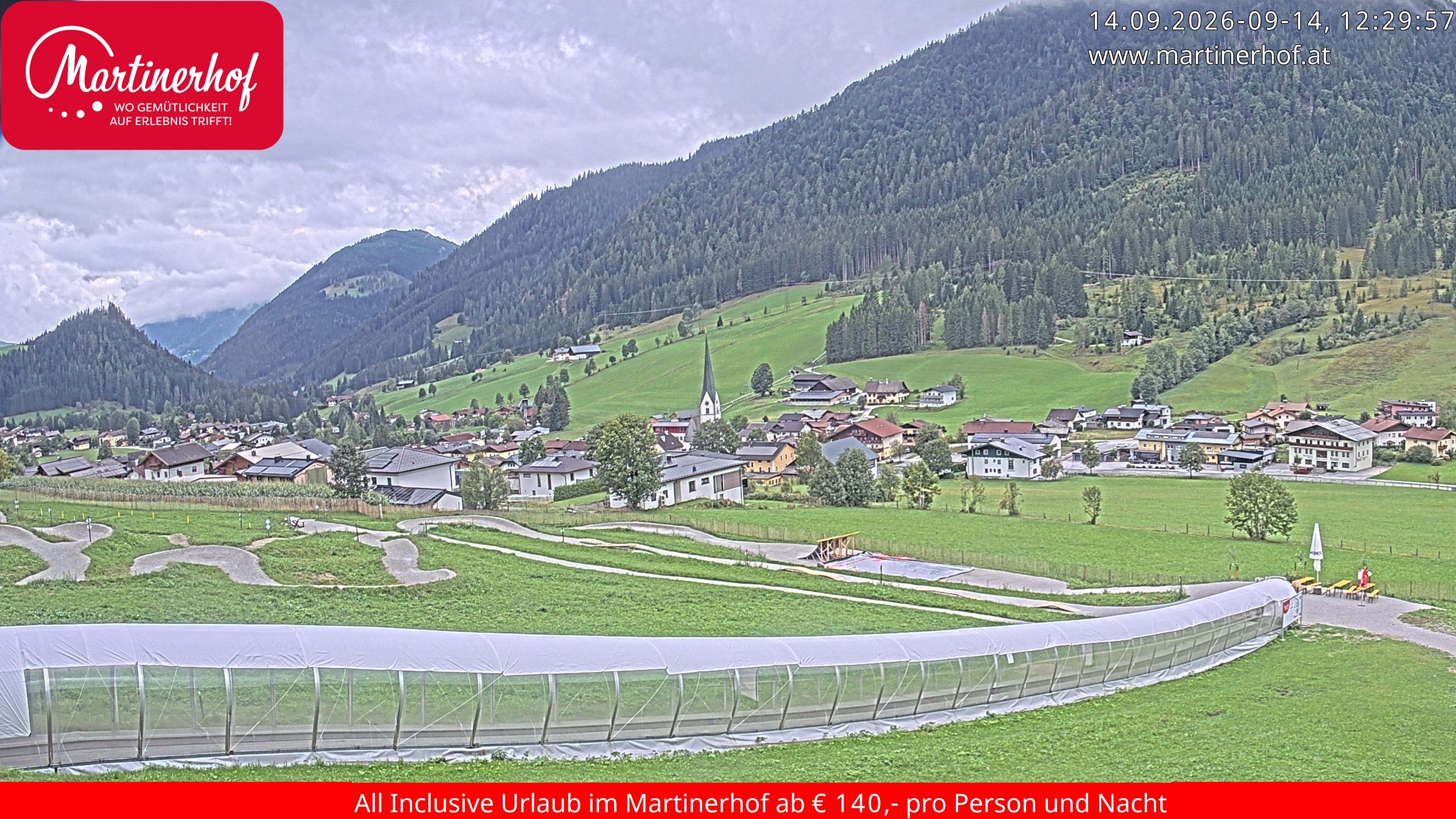 Archiv Foto Webcam Sicht auf St. Martin am Tennengebirge