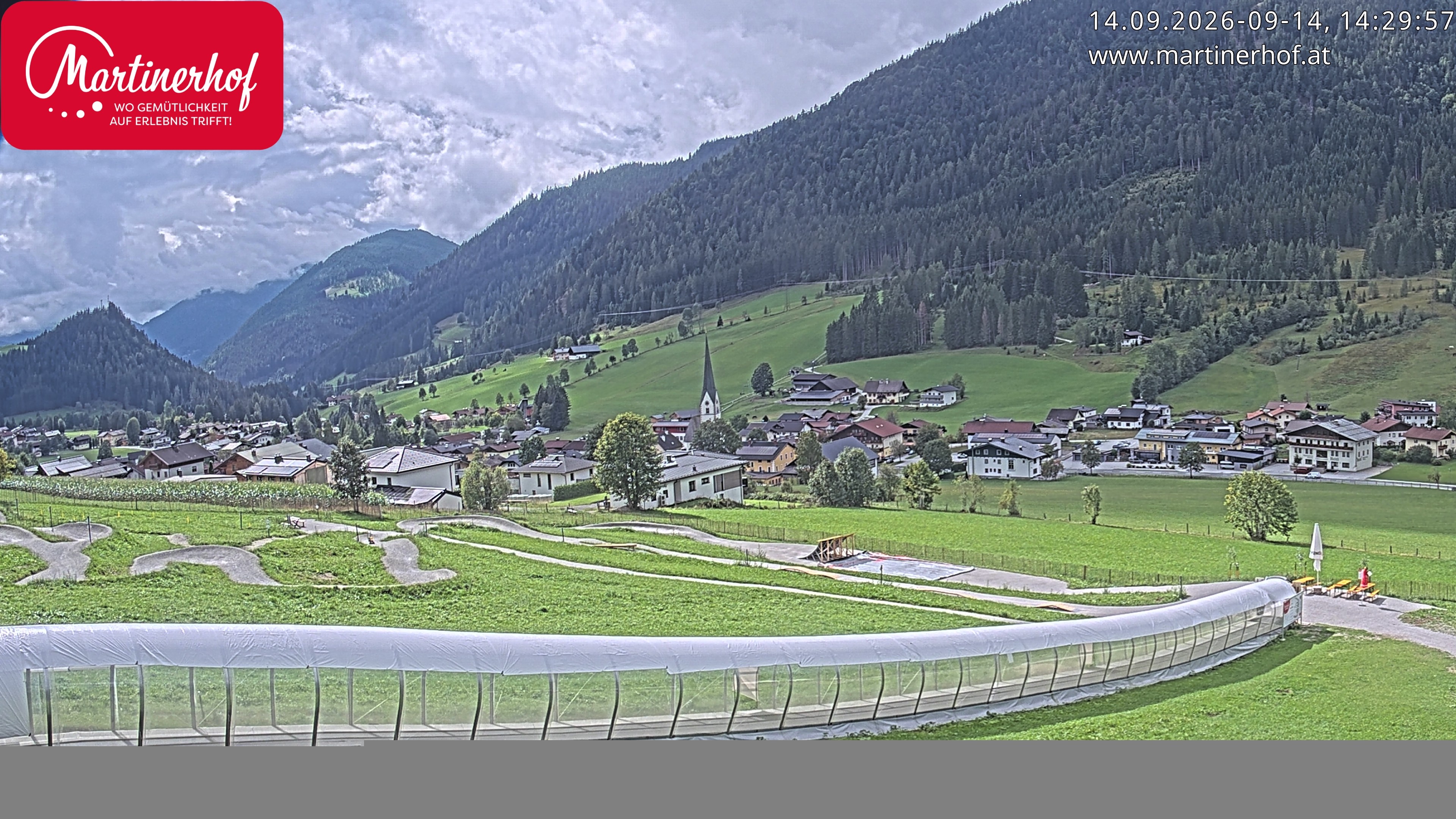 Archiv Foto Webcam Sicht auf St. Martin am Tennengebirge