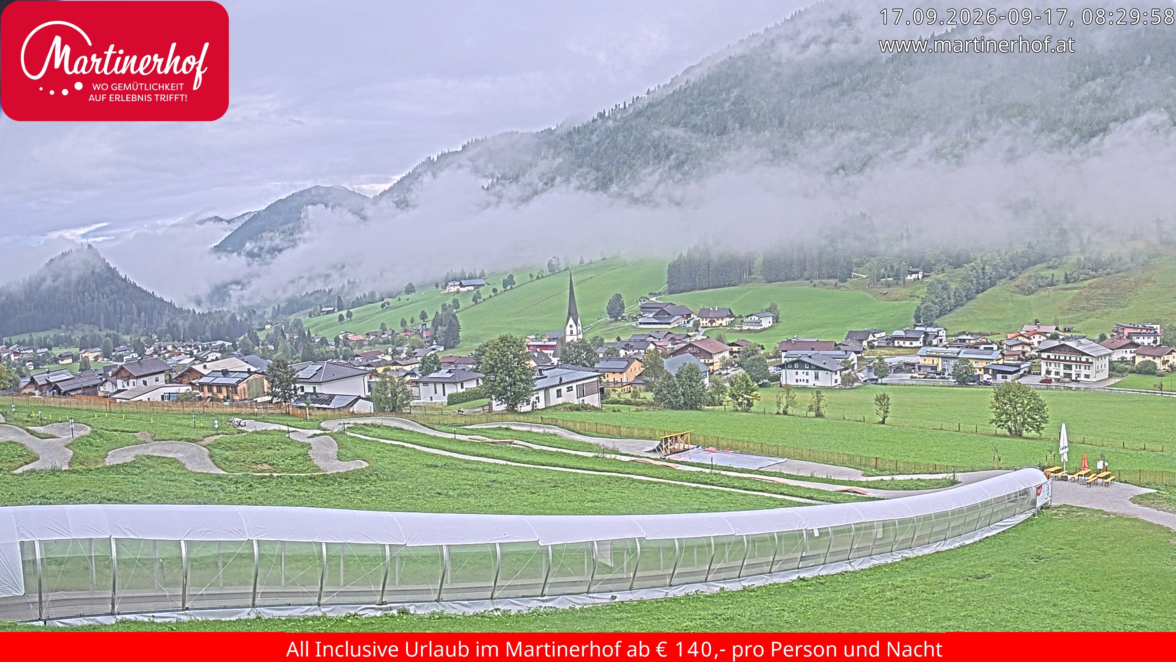 Archiv Foto Webcam Sicht auf St. Martin am Tennengebirge