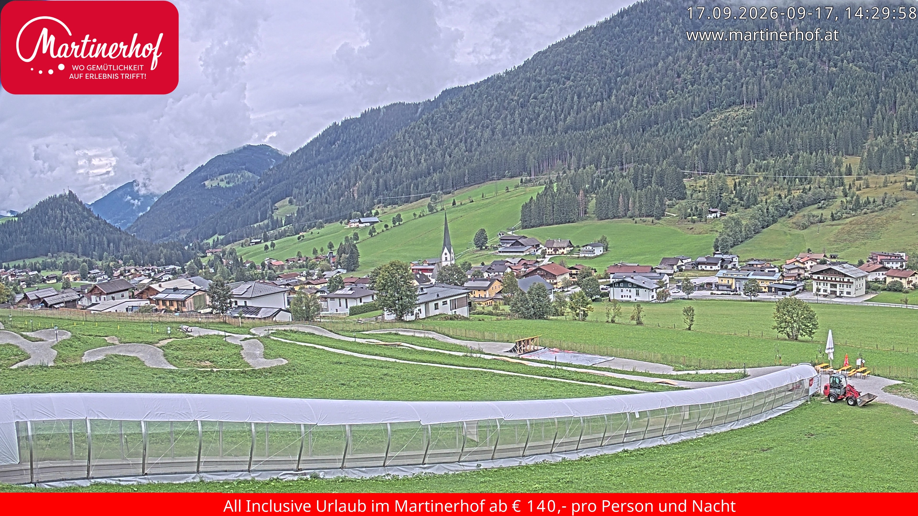 Archiv Foto Webcam Sicht auf St. Martin am Tennengebirge
