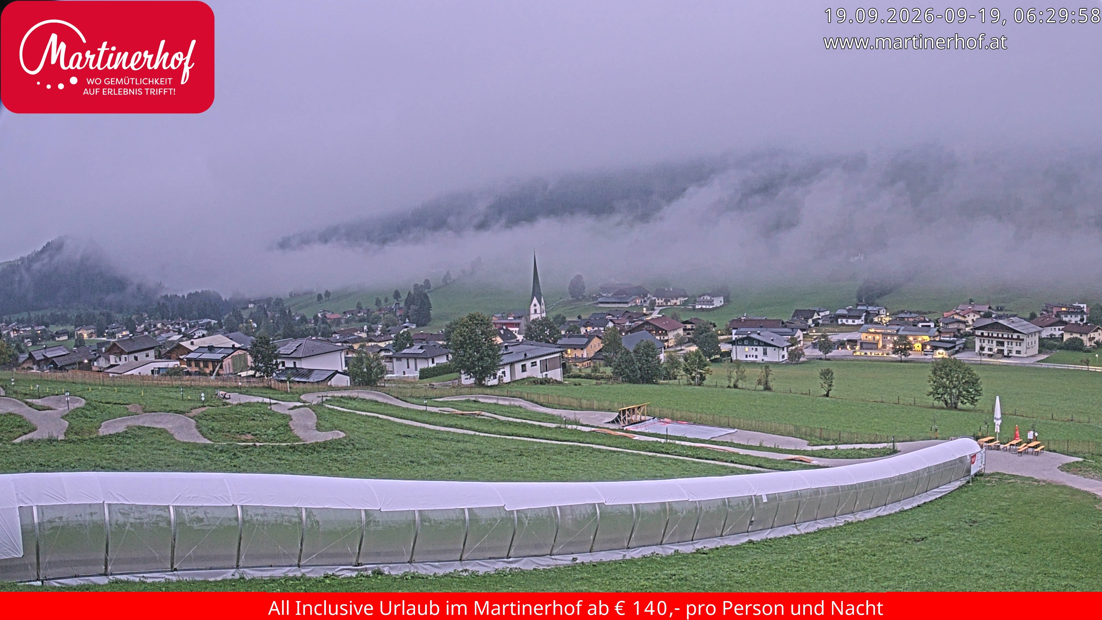 Archived image Webcam Clear view of the town St. Martin in the greater area of Salzburg
