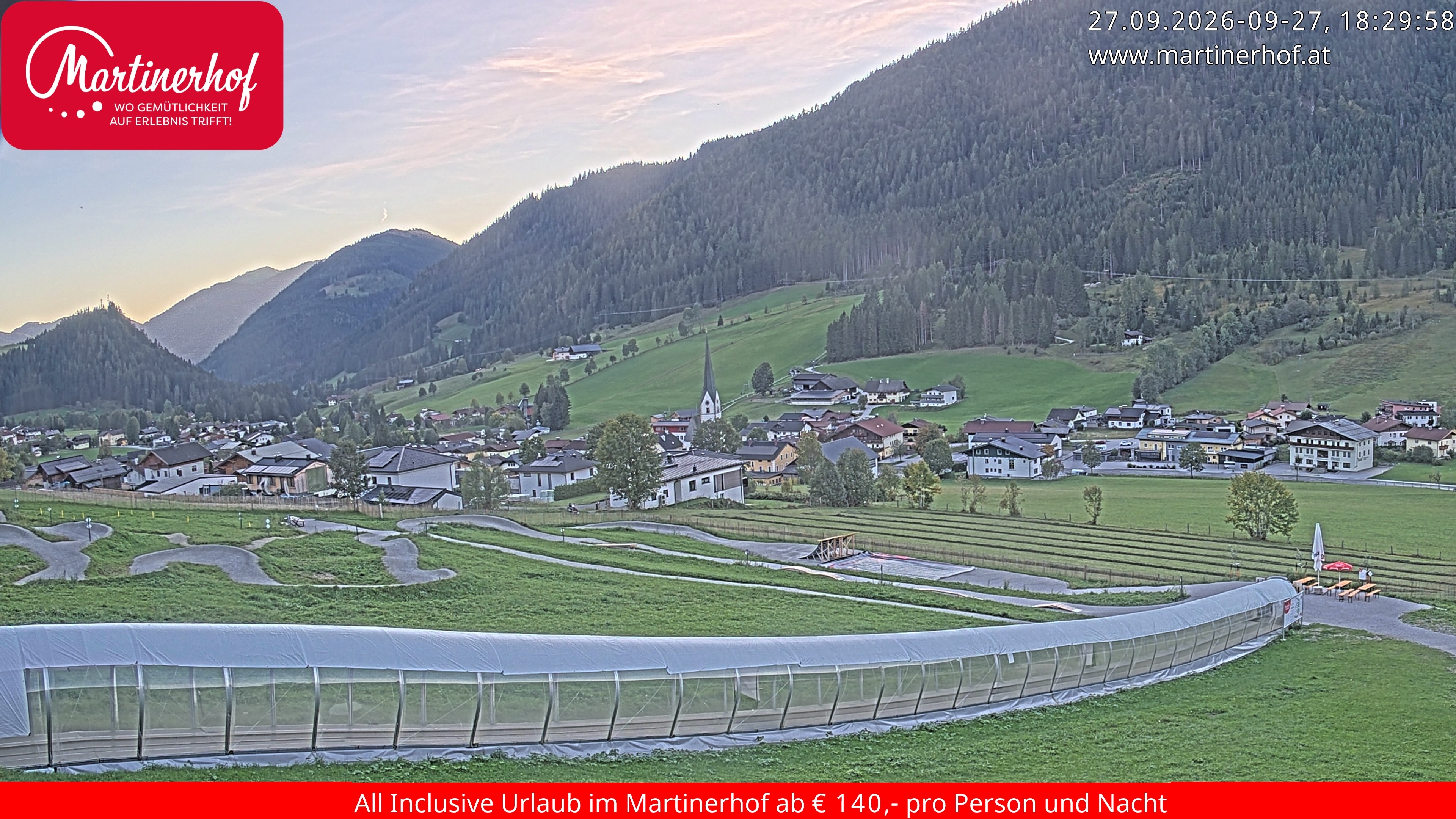 Archiv Foto Webcam Sicht auf St. Martin am Tennengebirge