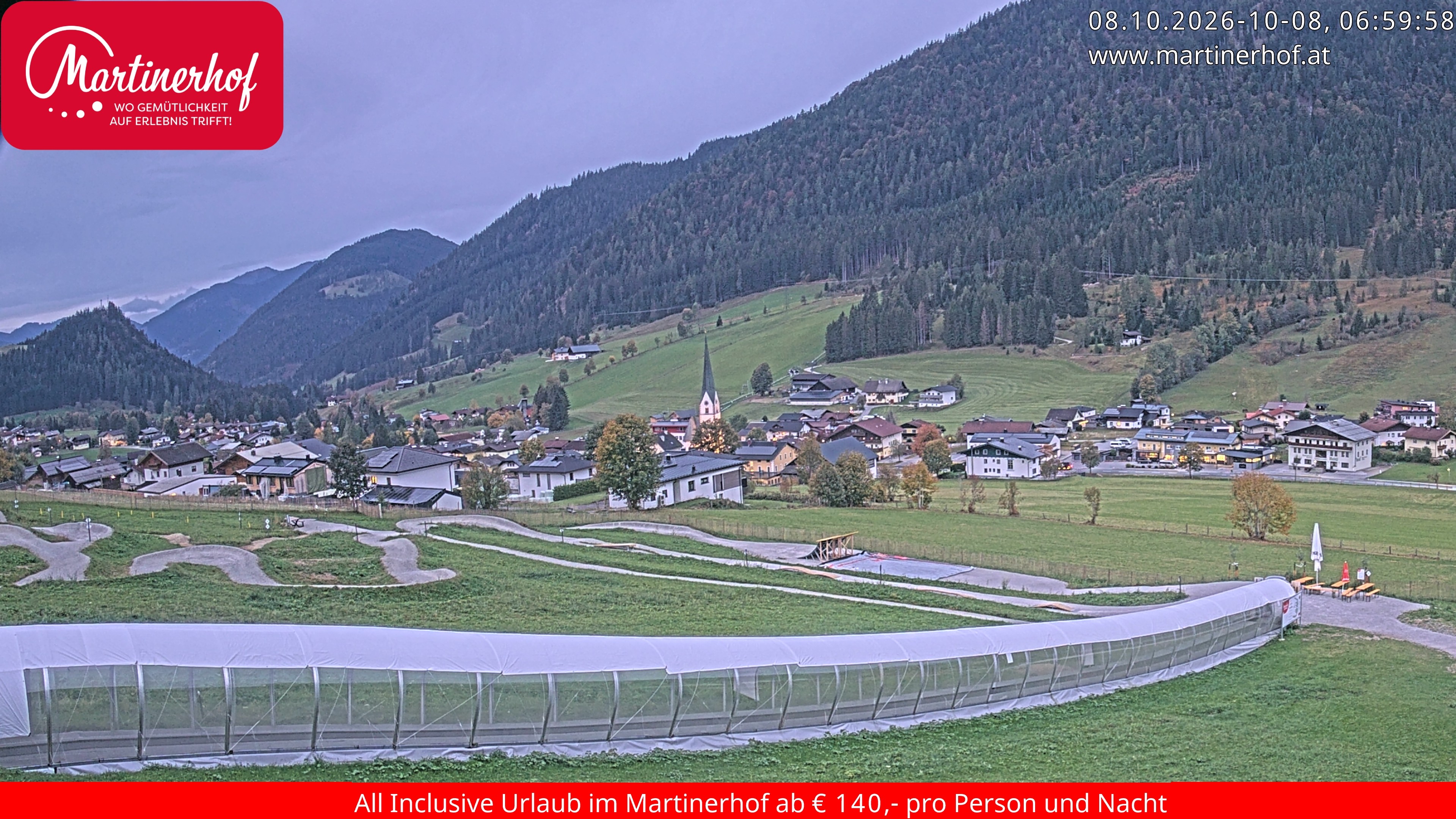 Archiv Foto Webcam Sicht auf St. Martin am Tennengebirge