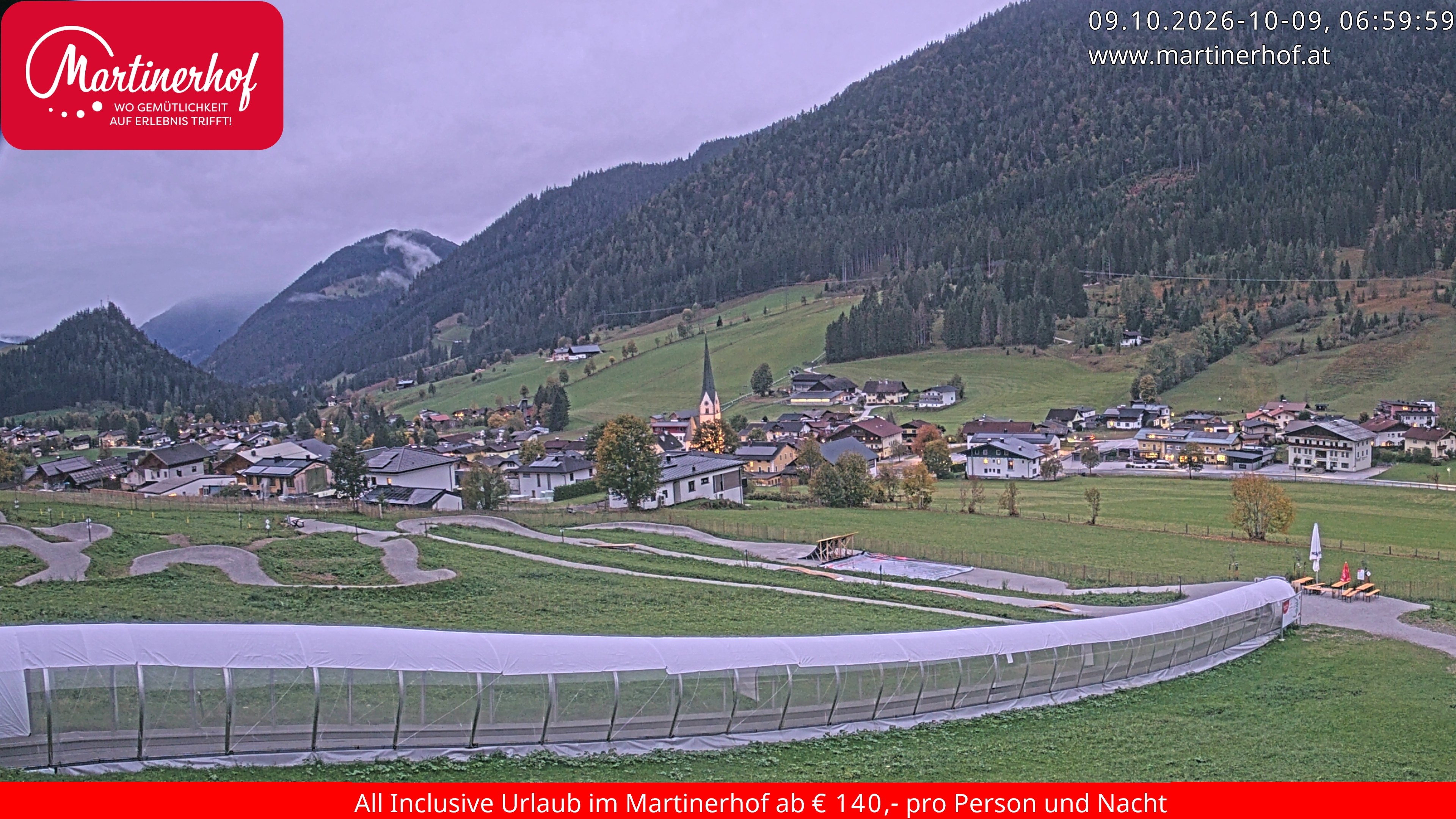 Archiv Foto Webcam Sicht auf St. Martin am Tennengebirge