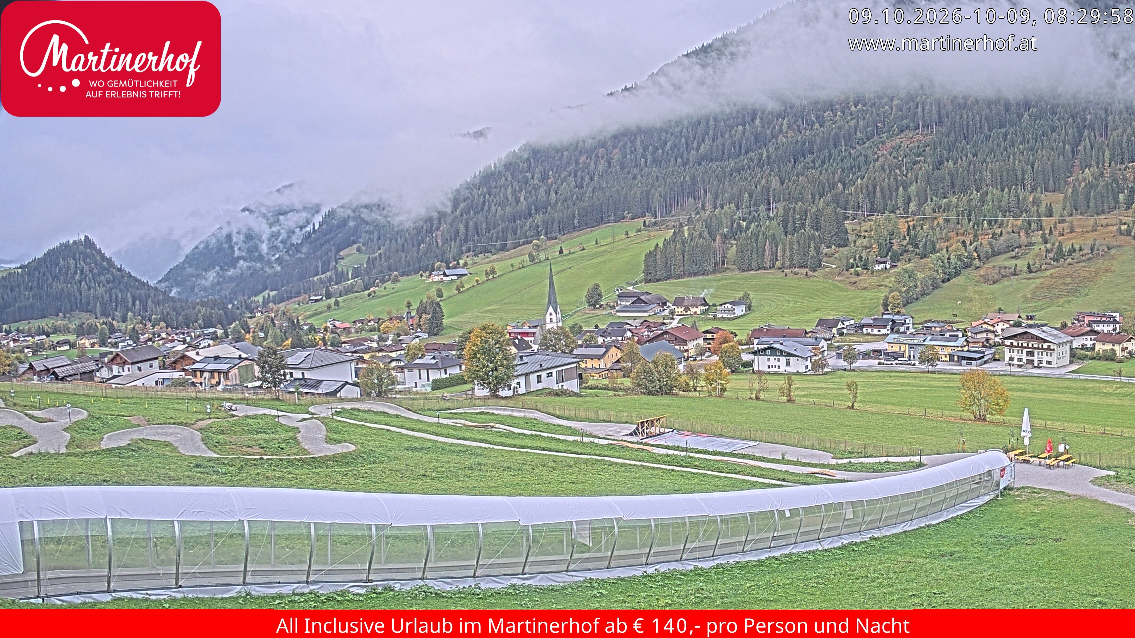 Archiv Foto Webcam Sicht auf St. Martin am Tennengebirge