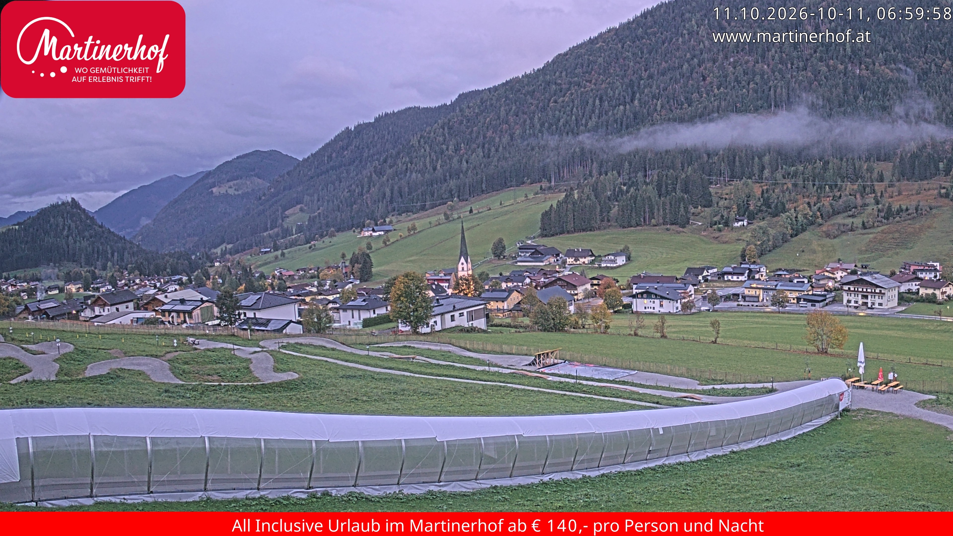 Archiv Foto Webcam Sicht auf St. Martin am Tennengebirge