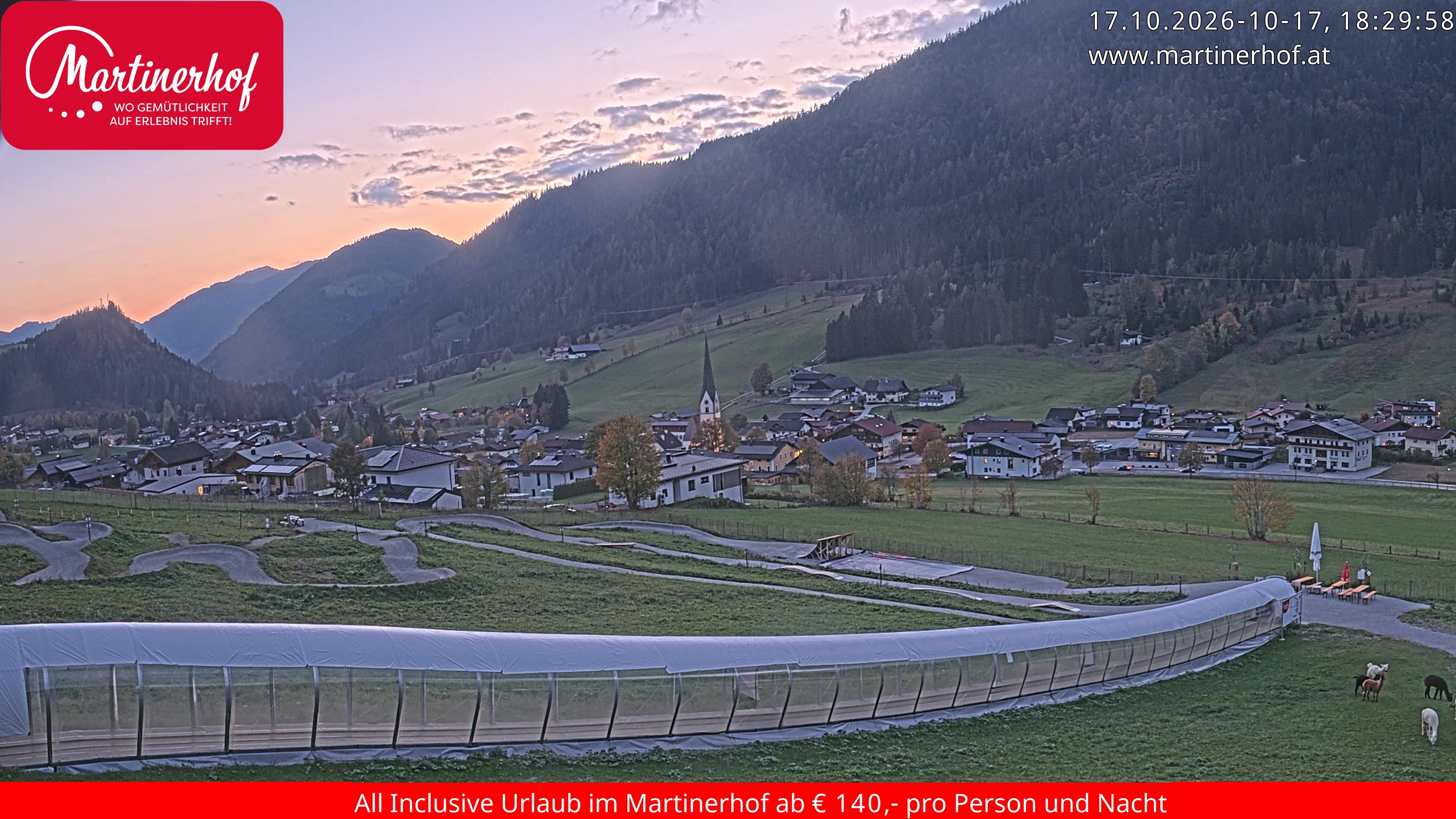 Archiv Foto Webcam Sicht auf St. Martin am Tennengebirge