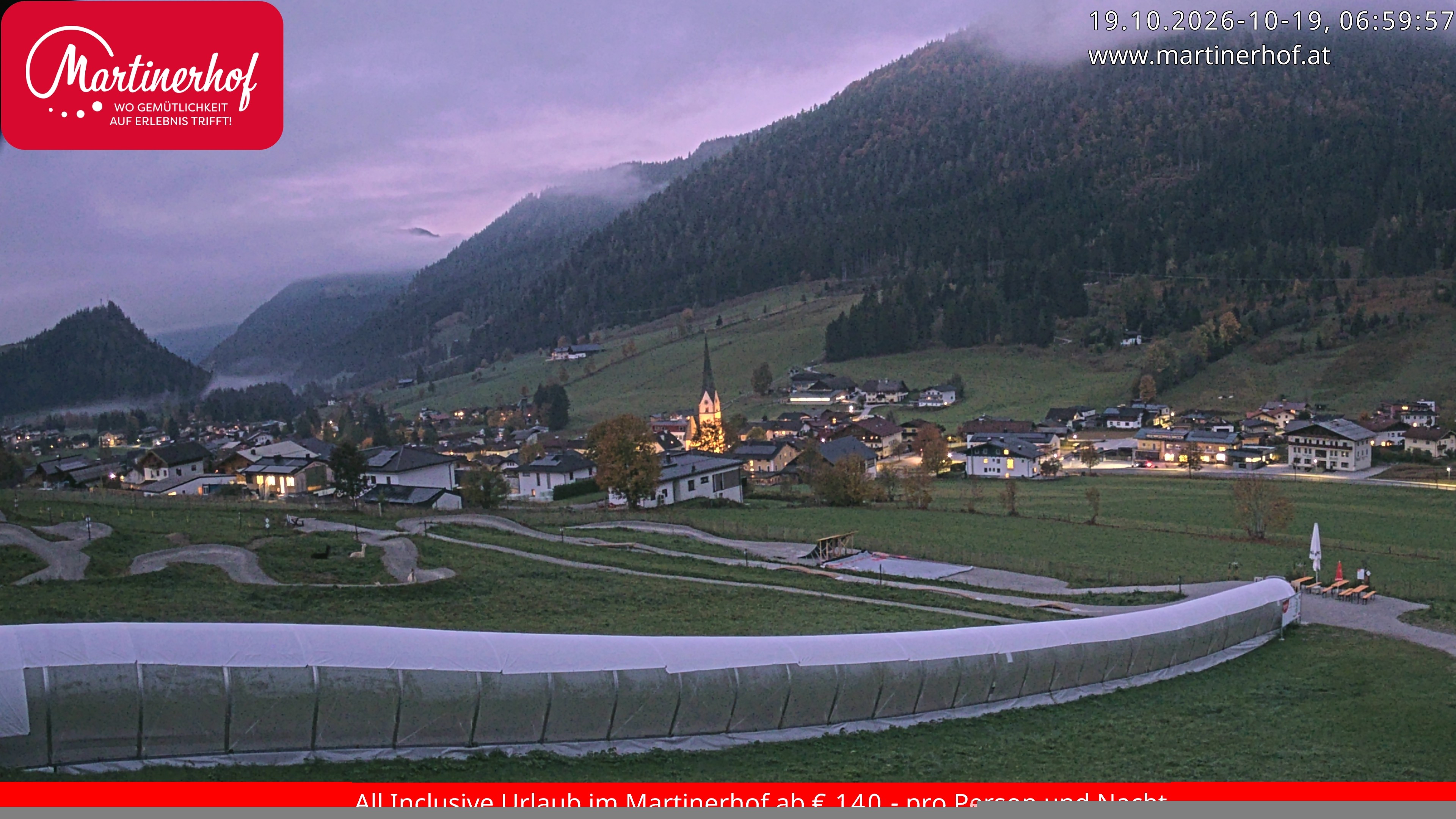 Archiv Foto Webcam Sicht auf St. Martin am Tennengebirge