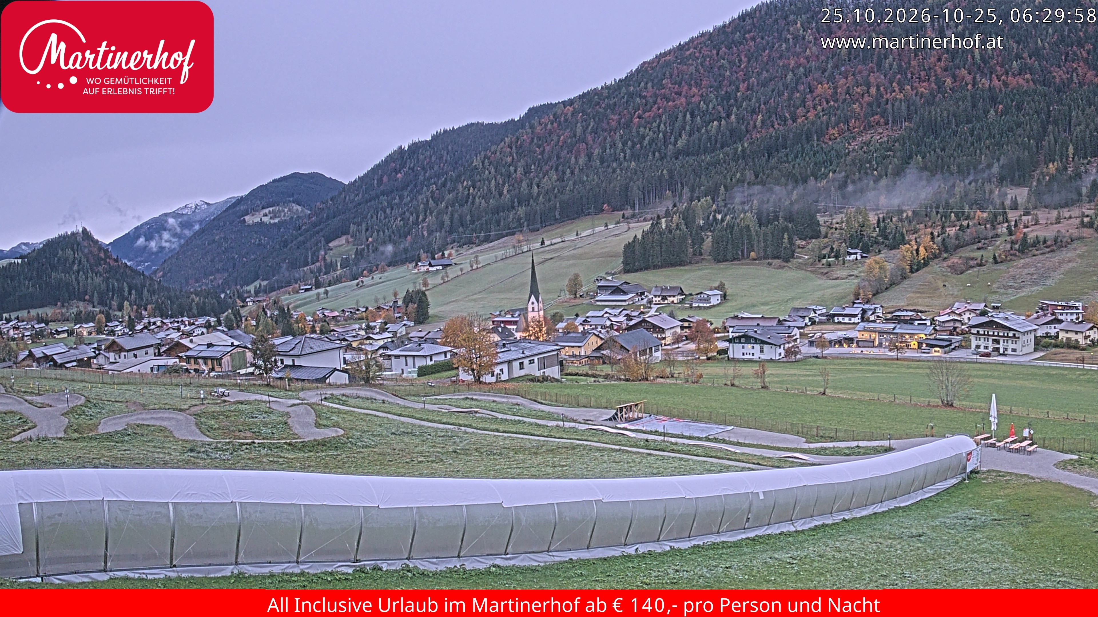 Archiv Foto Webcam Sicht auf St. Martin am Tennengebirge
