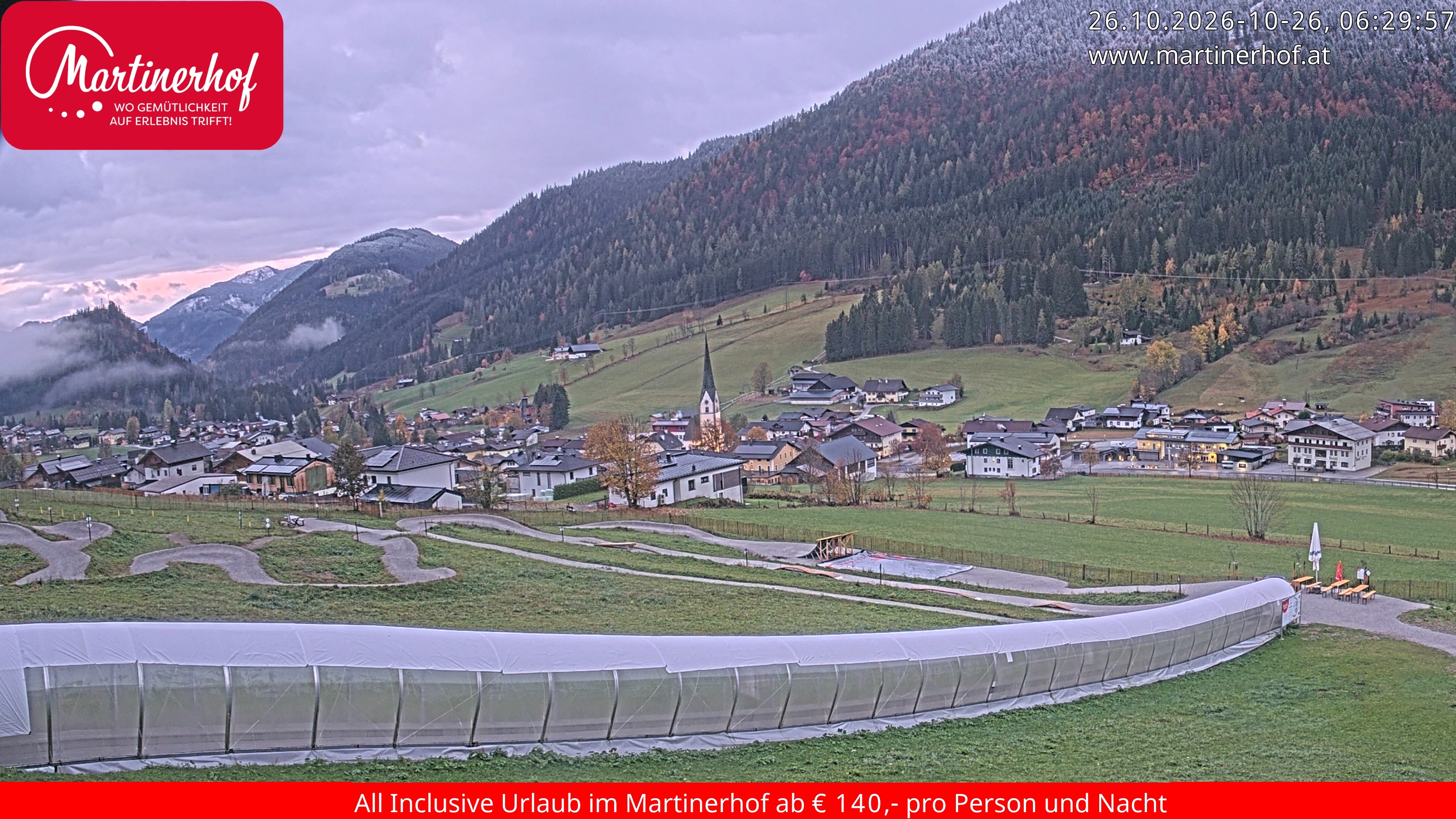 Archiv Foto Webcam Sicht auf St. Martin am Tennengebirge