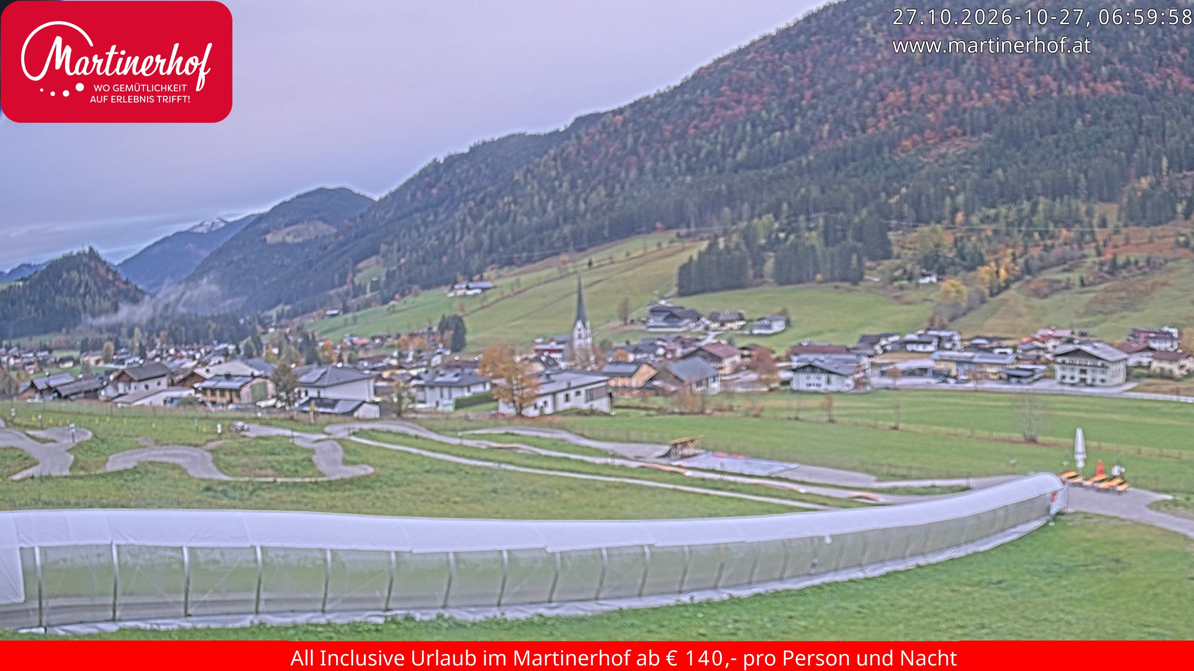 Archiv Foto Webcam Sicht auf St. Martin am Tennengebirge