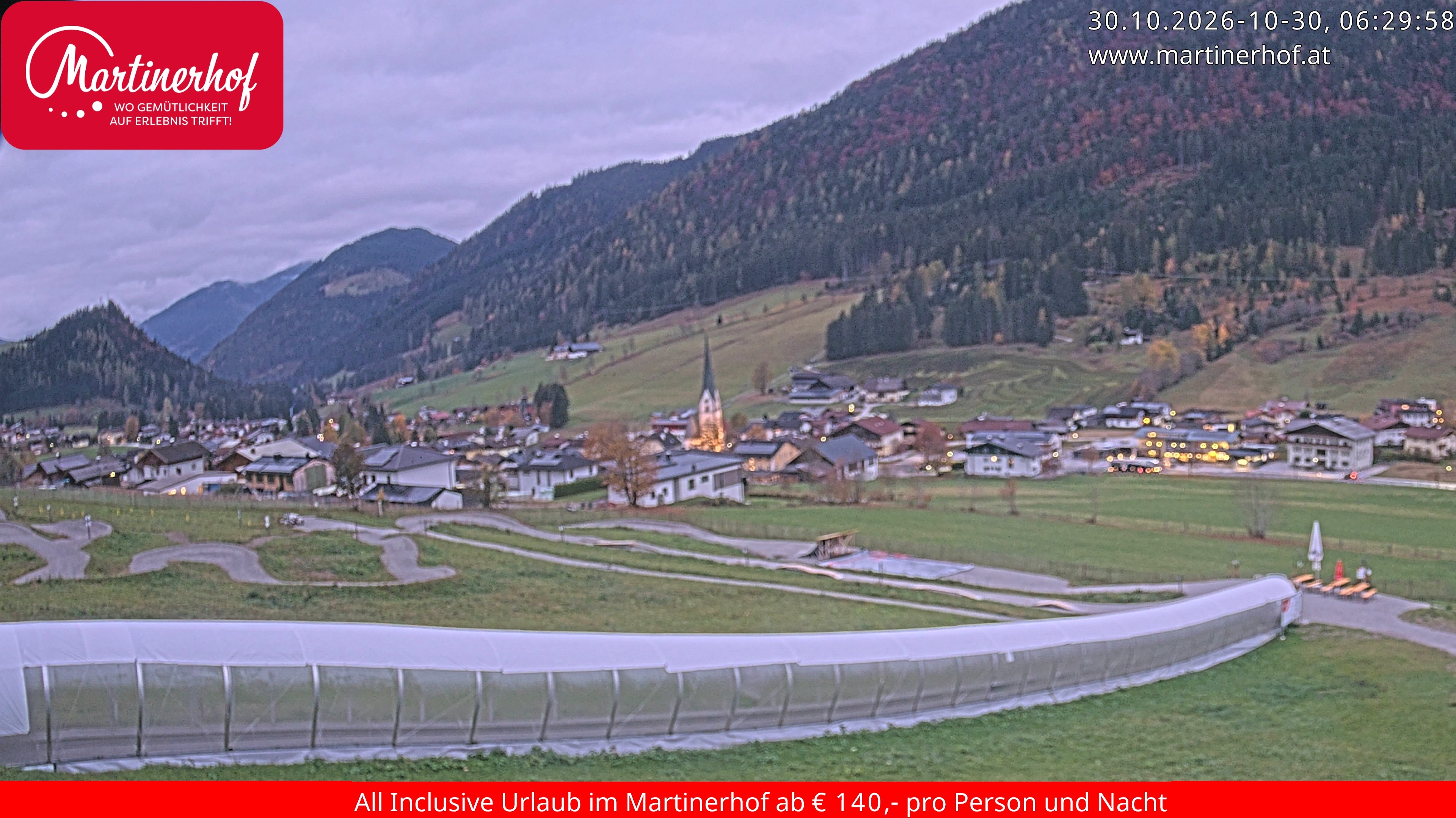 Archiv Foto Webcam Sicht auf St. Martin am Tennengebirge