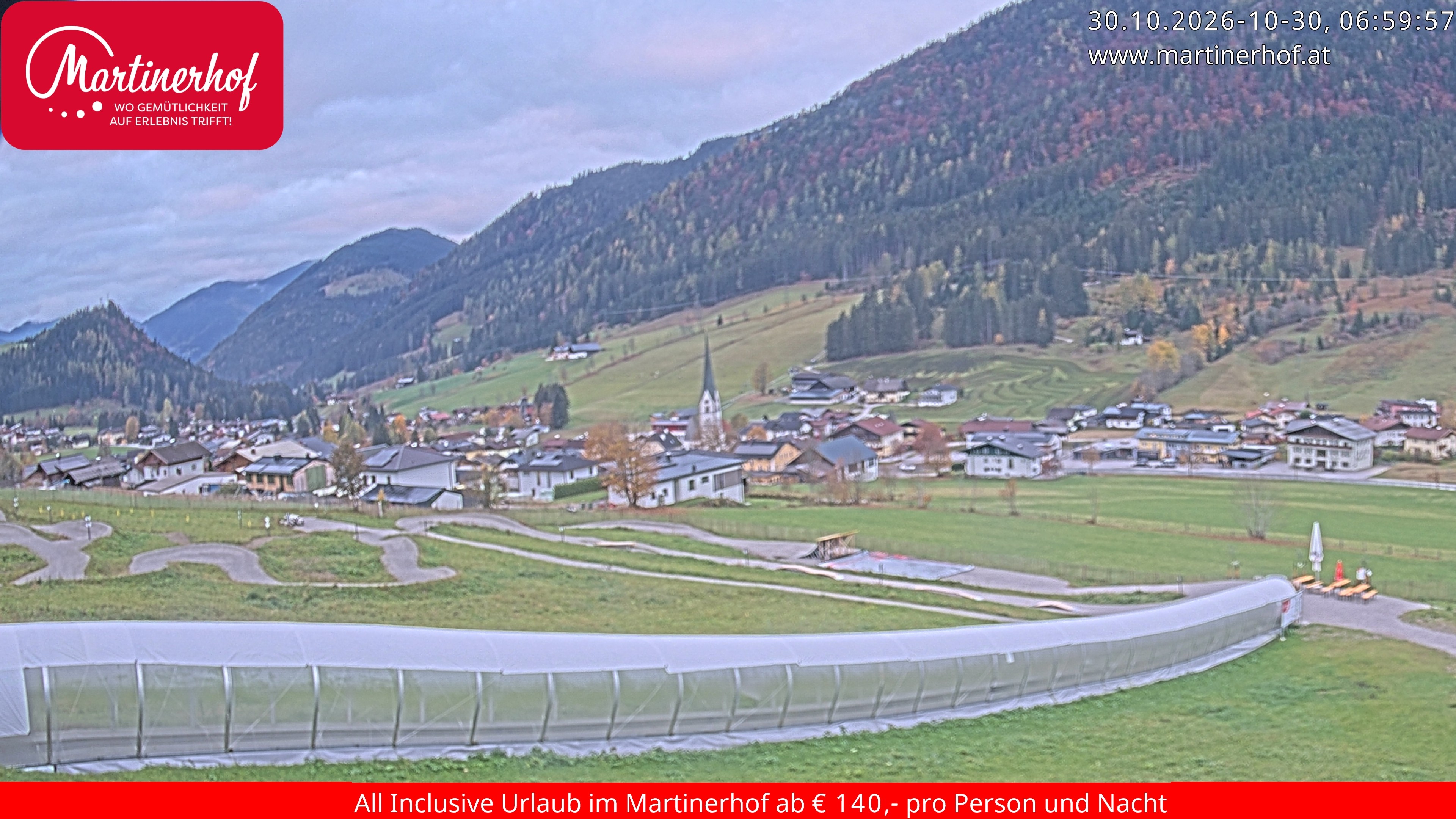 Archiv Foto Webcam Sicht auf St. Martin am Tennengebirge