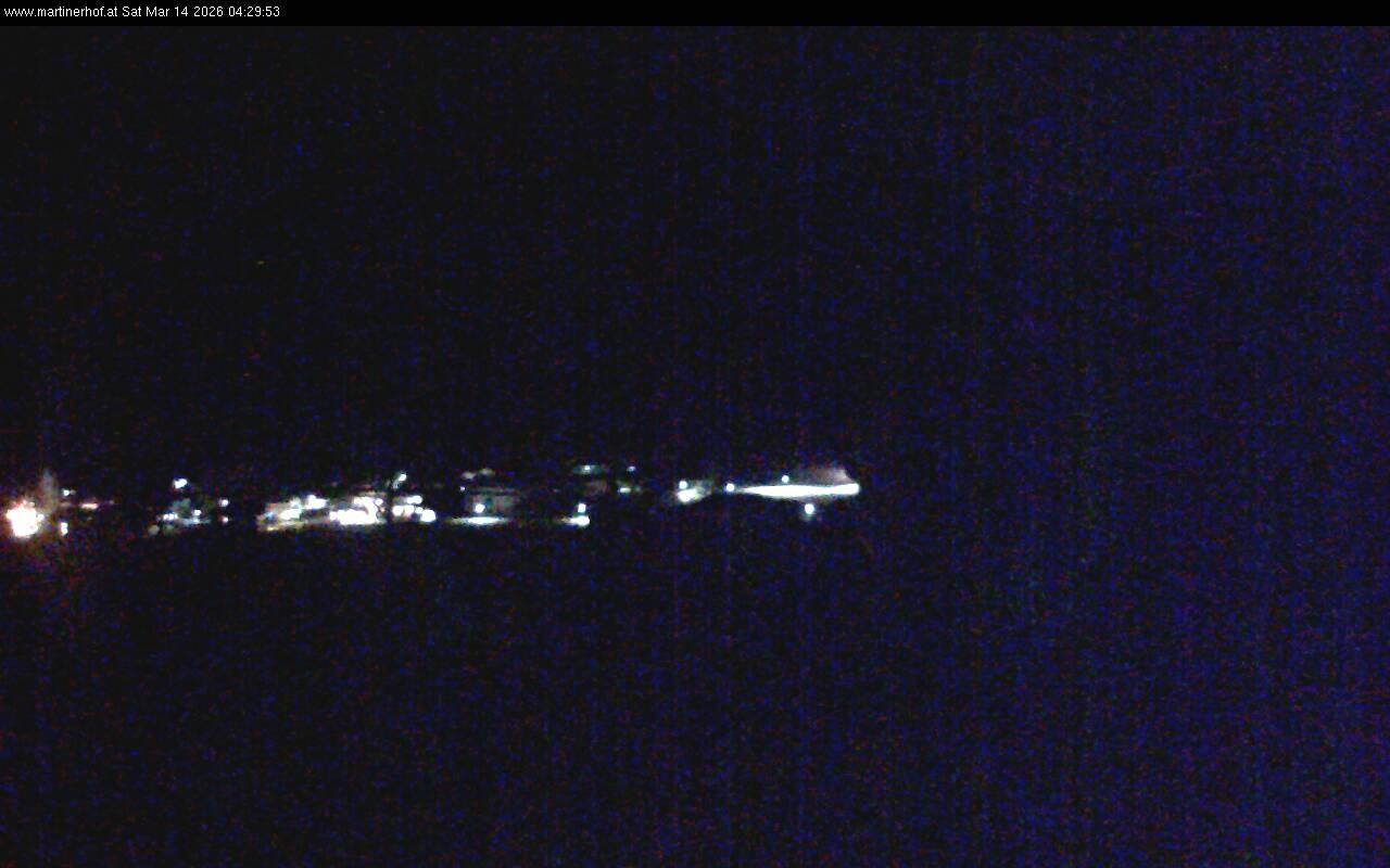 Archived image Webcam features a view of the Tennergebirge mountains