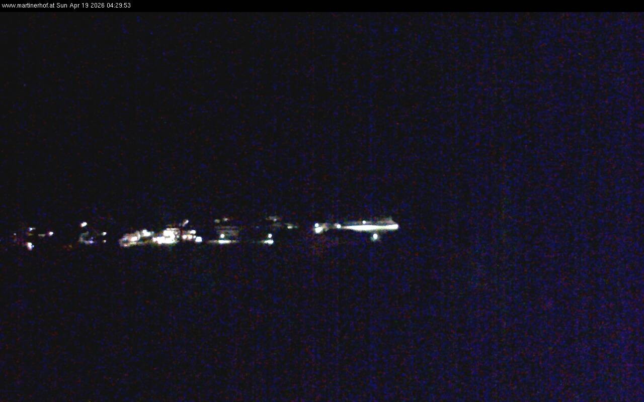 Archived image Webcam features a view of the Tennergebirge mountains