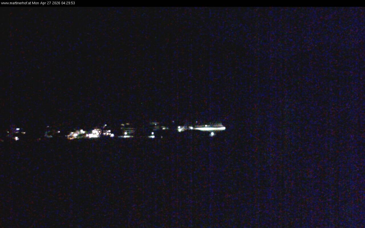 Archived image Webcam features a view of the Tennergebirge mountains