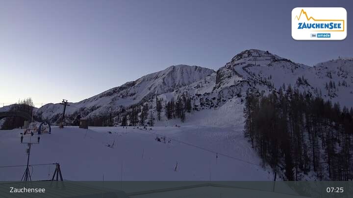 Archived image Webcam Zauchensee: Gamskogelhütte Restaurant