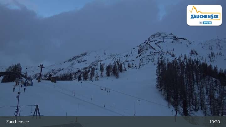 Archived image Webcam Zauchensee: Gamskogelhütte Restaurant