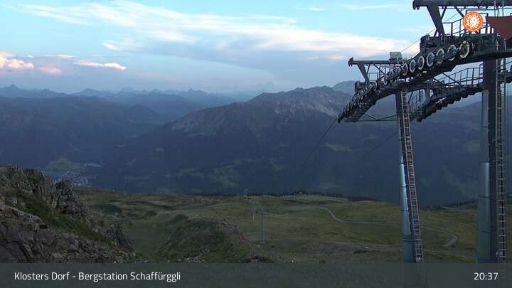 Archiv Foto Webcam Klosters Dorf: Bergstation Schaffürggli