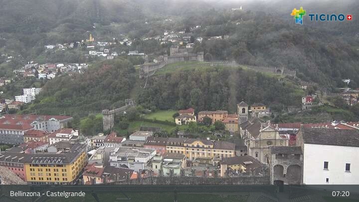 Archiv Foto Webcam Bellinzona - Castelgrande