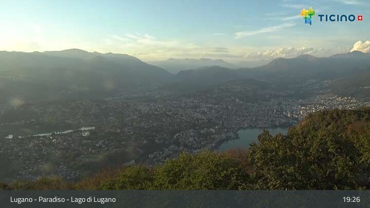 Archiv Foto Webcam Lugano - Paradiso: Monte San Salvatore