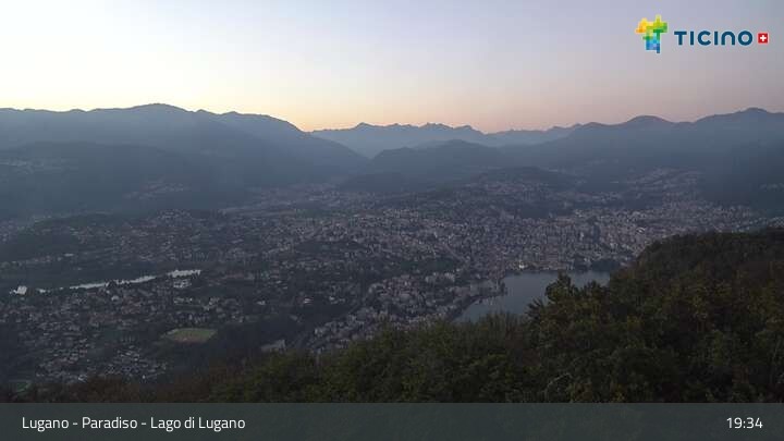 Archiv Foto Webcam Lugano - Paradiso: Monte San Salvatore