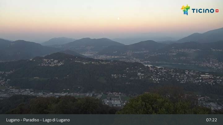 Archiv Foto Webcam Lugano - Paradiso: Monte San Salvatore