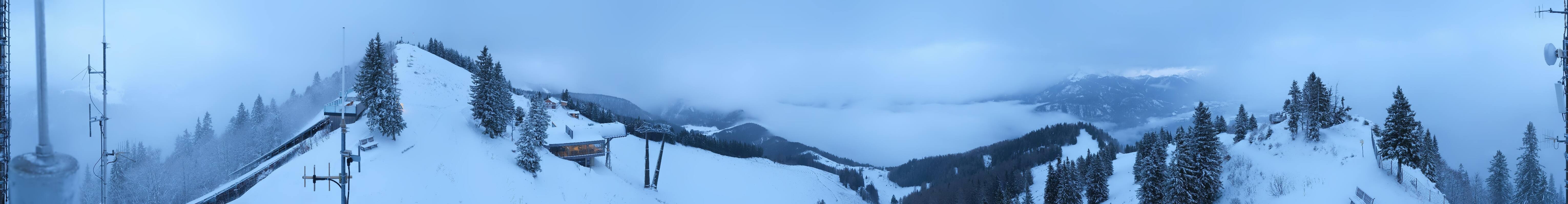 Archiv Foto Webcam Zwölferhorn im Salzkammergut