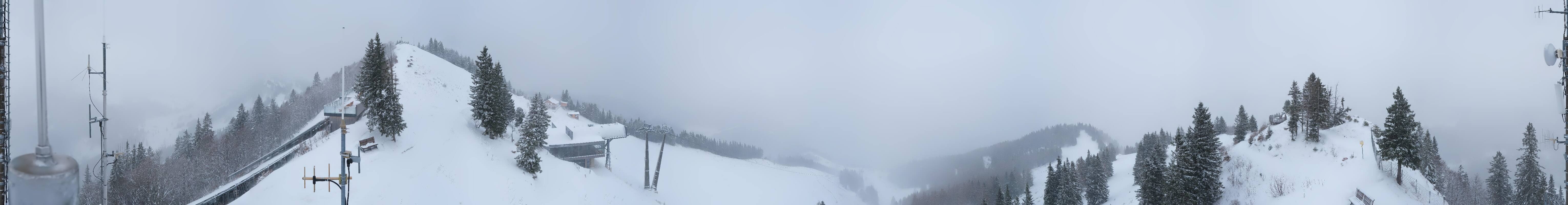 Archiv Foto Webcam Zwölferhorn im Salzkammergut