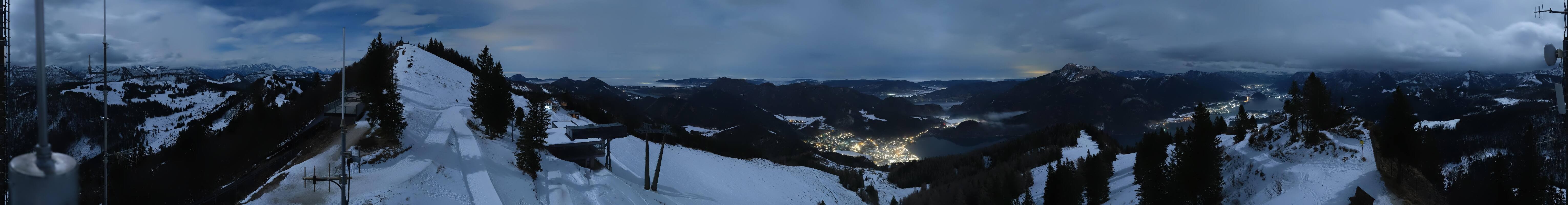 Archiv Foto Webcam Zwölferhorn im Salzkammergut