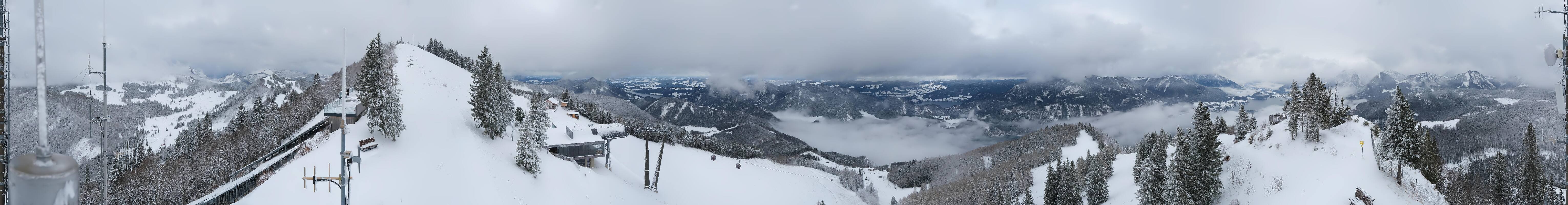 Archiv Foto Webcam Zwölferhorn im Salzkammergut
