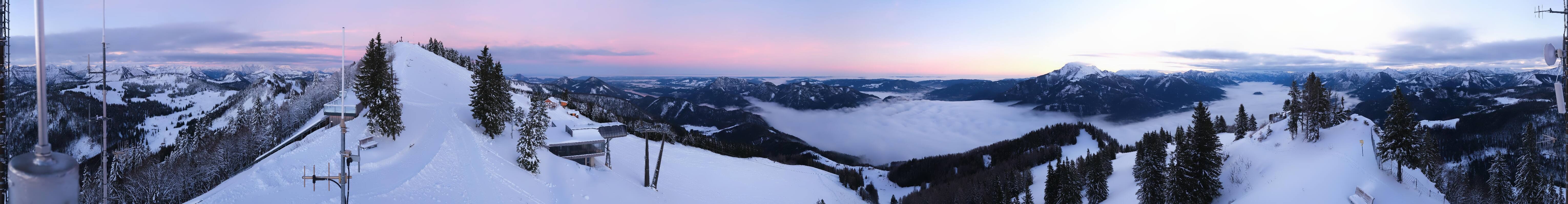 Archiv Foto Webcam Zwölferhorn im Salzkammergut