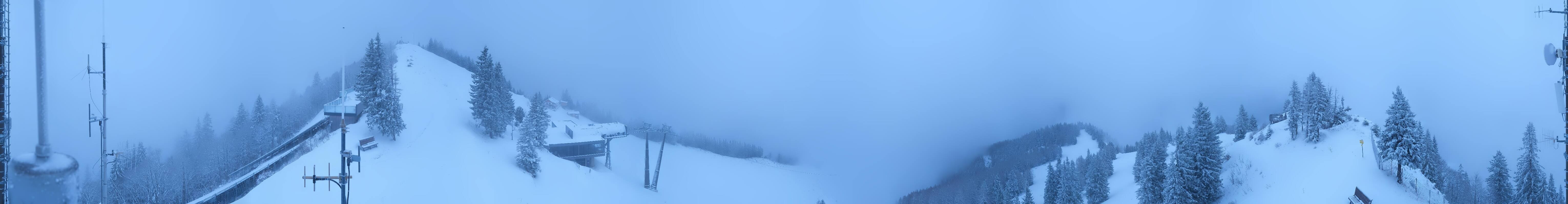 Archiv Foto Webcam Zwölferhorn im Salzkammergut