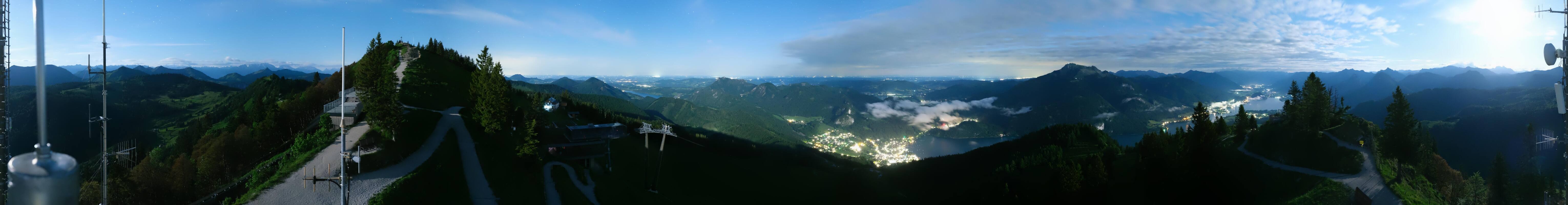 Archiv Foto Webcam Zwölferhorn im Salzkammergut