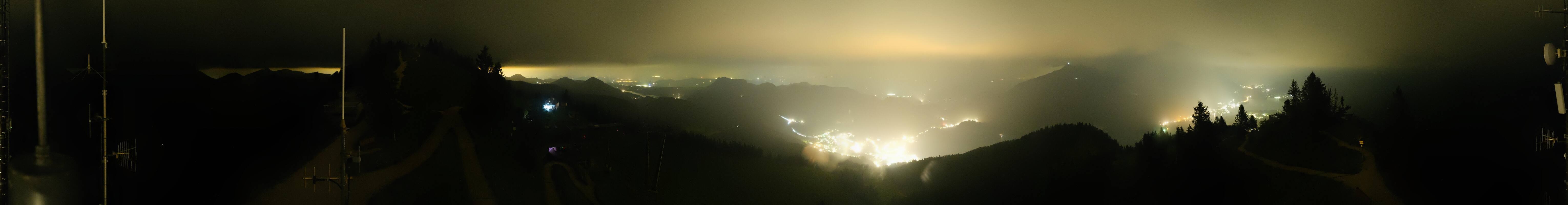 Archiv Foto Webcam Zwölferhorn im Salzkammergut