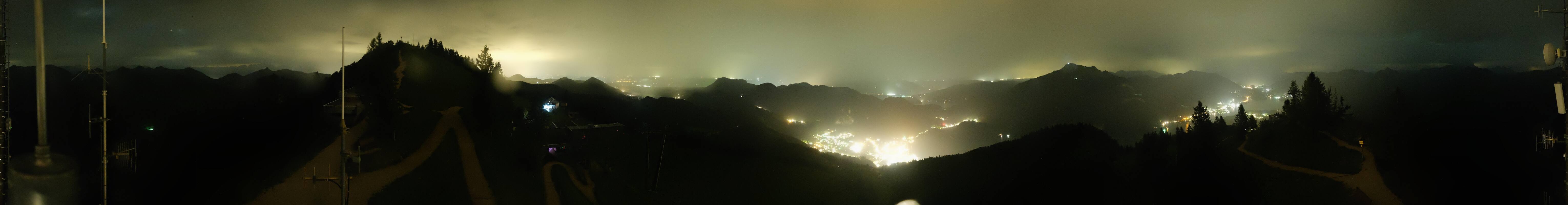 Archiv Foto Webcam Zwölferhorn im Salzkammergut
