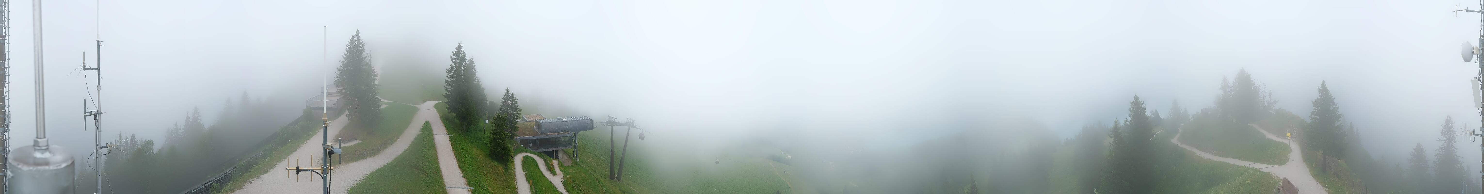 Archiv Foto Webcam Zwölferhorn im Salzkammergut
