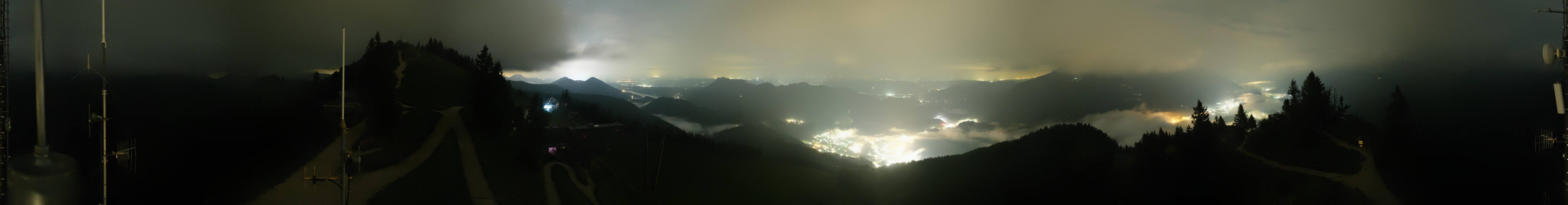 Archiv Foto Webcam Zwölferhorn im Salzkammergut