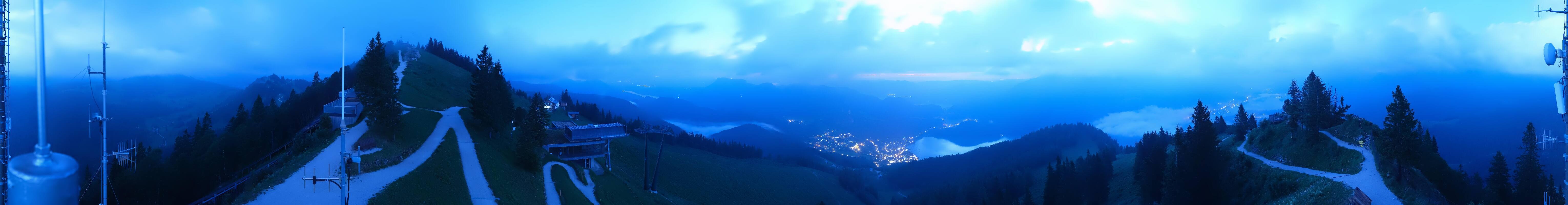 Archiv Foto Webcam Zwölferhorn im Salzkammergut
