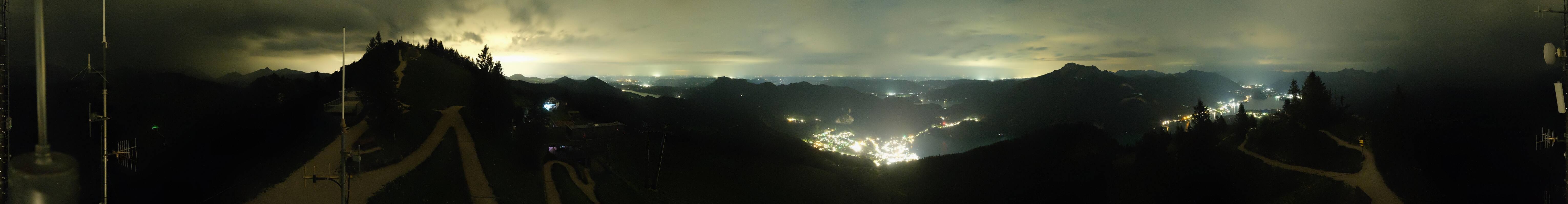 Archiv Foto Webcam Zwölferhorn im Salzkammergut