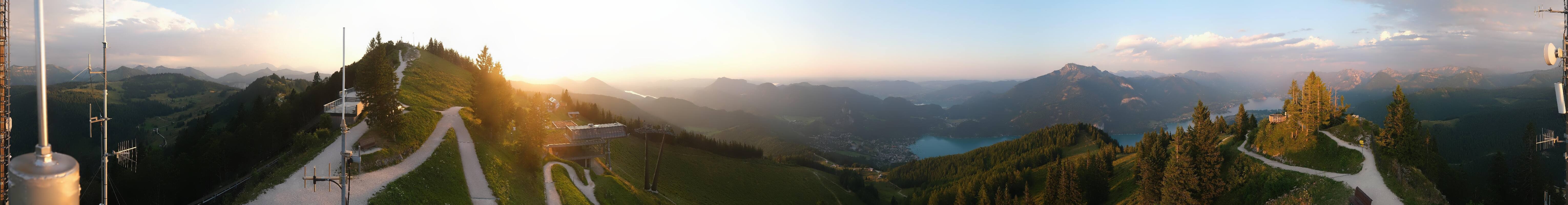Archiv Foto Webcam Zwölferhorn im Salzkammergut