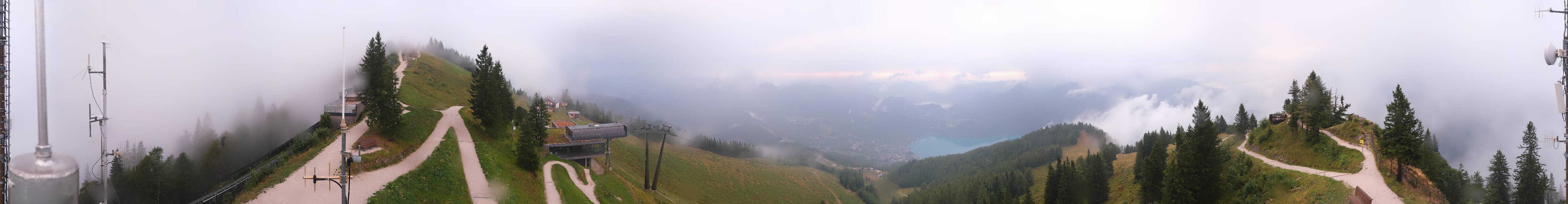 Archiv Foto Webcam Zwölferhorn im Salzkammergut