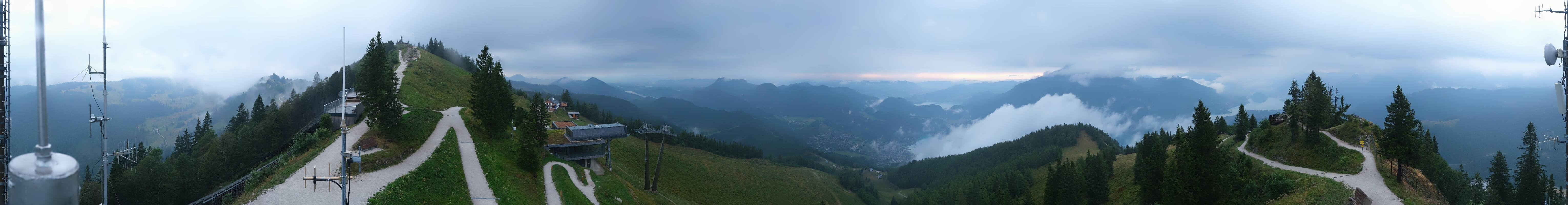 Archiv Foto Webcam Zwölferhorn im Salzkammergut
