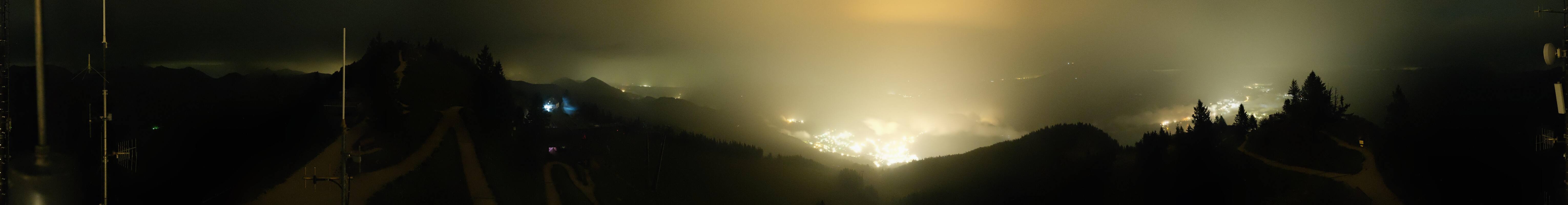 Archiv Foto Webcam Zwölferhorn im Salzkammergut