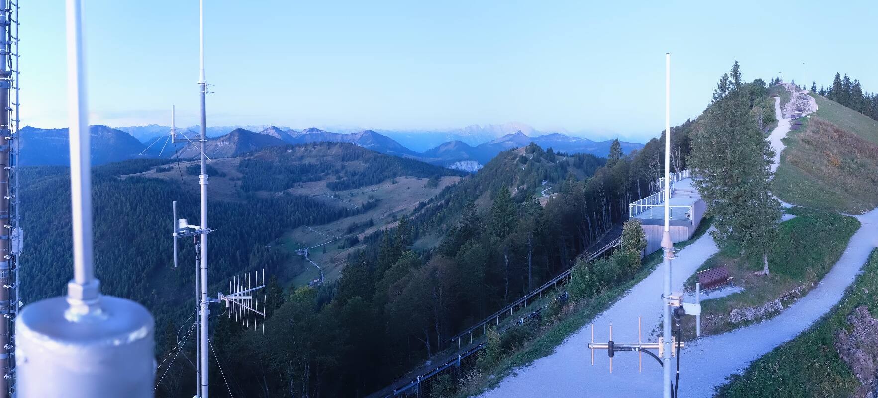 Archiv Foto Webcam Zwölferhorn im Salzkammergut